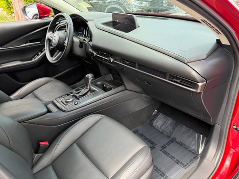 Used 2021 MAZDA CX-30 FWD 2.5 S w/ Select Package image 17