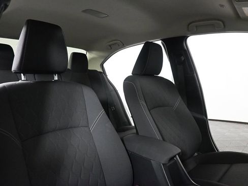 Used 2023 Toyota Corolla LE image 19