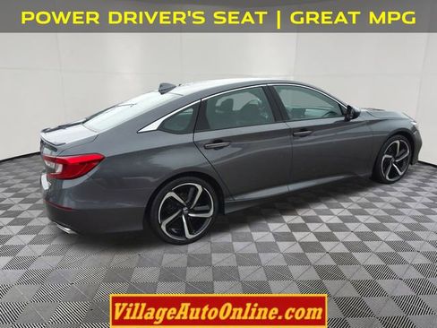 Used 2018 Honda Accord Sport image 4