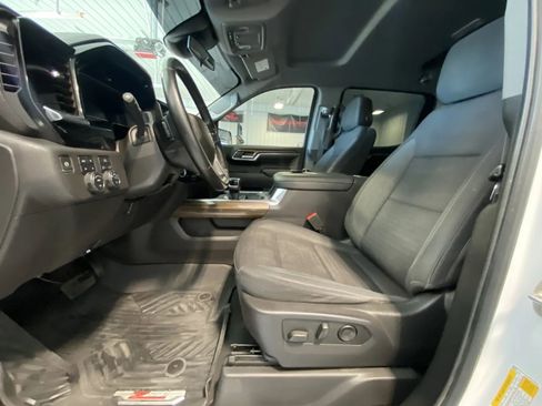 Used 2023 Chevrolet Silverado 1500 LT Trail Boss w/ Protection Package image 10