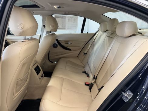 Used 2015 BMW 328i xDrive Sedan AWD/4WD image 11