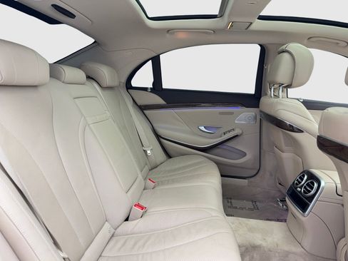 Used 2015 Mercedes-Benz S 550 Sedan w/ Sport Package w/ Sport Package image 45