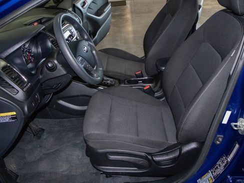 Used 2018 Kia Forte LX image 6