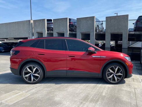 Certified 2023 Volkswagen ID.4 Pro S image 2