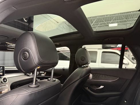 Used 2017 Mercedes-Benz GLC 300 4MATIC image 27