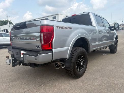 Used 2021 Ford F350 Platinum w/ Tremor Off-Road Package AWD/4WD image 4