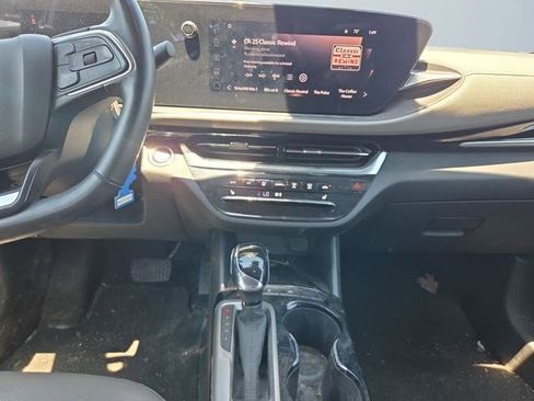 Used 2024 Buick Envista Avenir FWD image 11