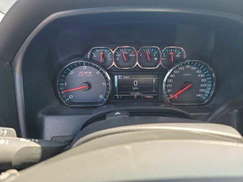 Used 2018 Chevrolet Silverado 1500 LT w/ All Star Edition AWD/4WD image 15