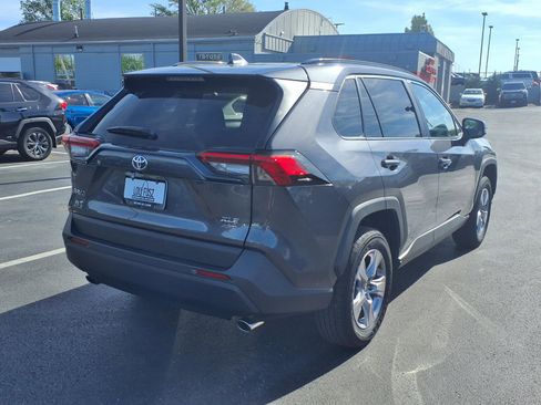 Certified 2025 Toyota RAV4 XLE AWD/4WD image 4