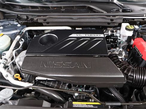 Used 2024 Nissan Rogue SV FWD image 30