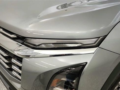 New 2026 Chevrolet Equinox LT AWD/4WD image 14