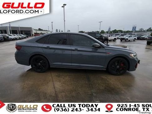 Used 2023 Volkswagen Jetta GLI Autobahn w/ GLI Black Package image 9