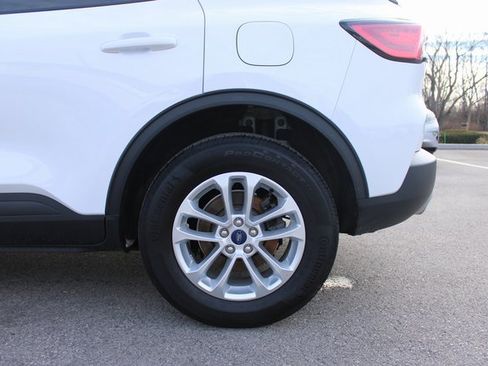 Used 2022 Ford Escape SE w/ Cold Weather Package image 35