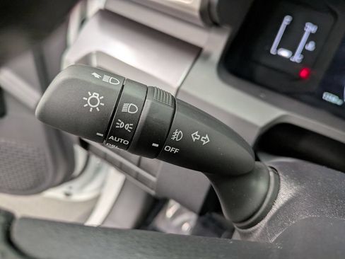 Used 2026 Toyota Tacoma SR5 AWD/4WD image 19