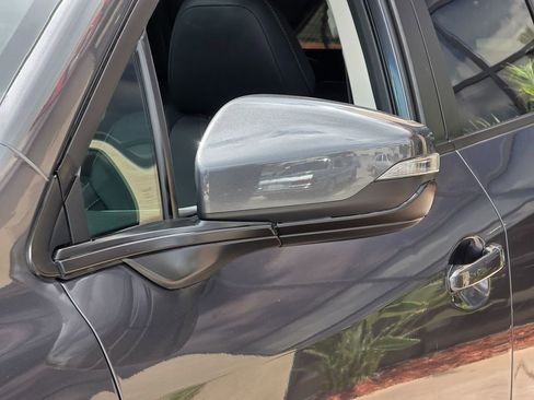 Used 2022 Subaru Outback Limited image 9