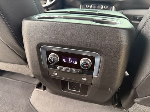 Used 2023 Chevrolet Tahoe LT image 21