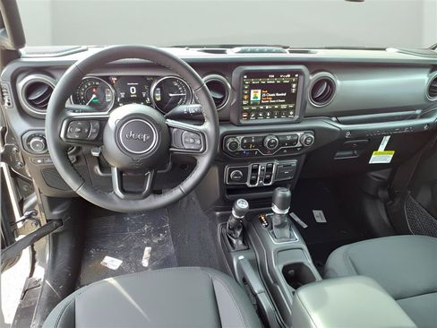 New 2023 Jeep Wrangler Unlimited w/ Cold Weather Group AWD/4WD image 5