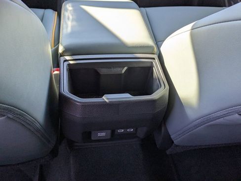 Used 2025 Toyota Tacoma Trailhunter image 16