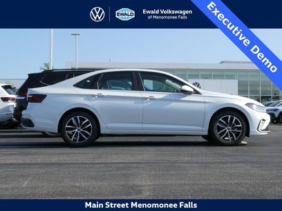 Used 2025 Volkswagen Jetta SE