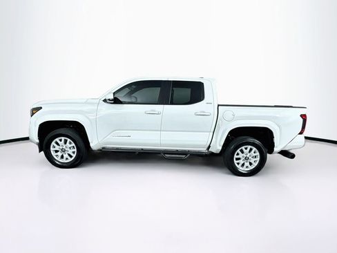Used 2024 Toyota Tacoma SR5 image 6