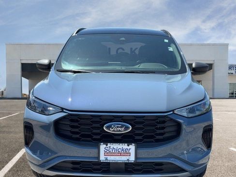 Used 2024 Ford Escape ST-Line w/ Tech Pack #1 AWD/4WD image 9