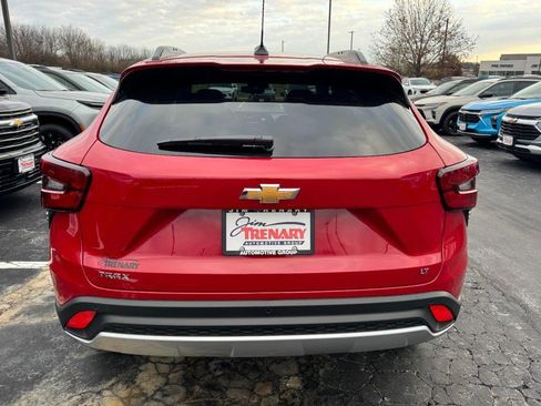 New 2026 Chevrolet Trax LT w/ Driver Confidence Package image 4