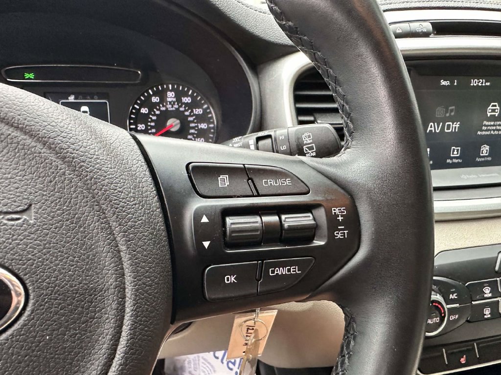Used 2018 Kia Sorento AWD image 32