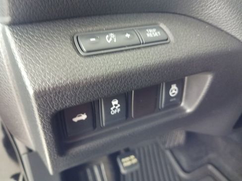 Used 2016 Nissan Altima 2.5 SV w/ Convenience Package image 34