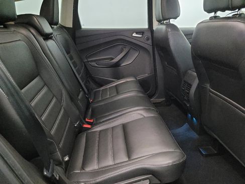 Used 2017 Ford Escape Titanium image 19