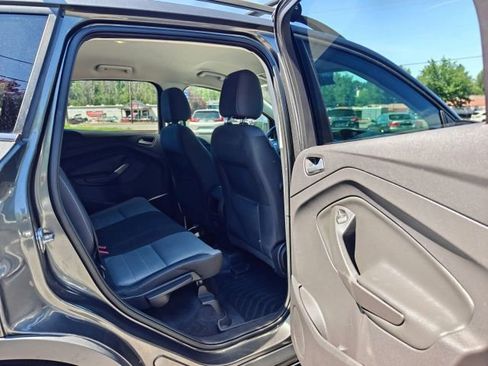 Used 2016 Ford Escape SE AWD/4WD image 35