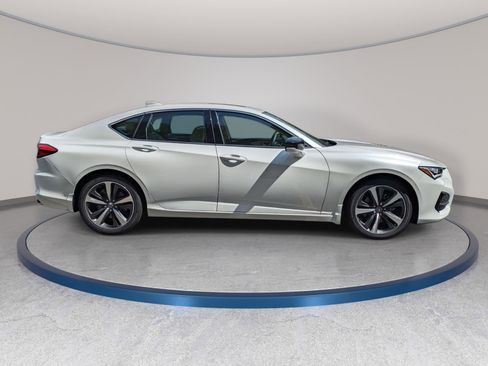 New 2025 Acura TLX w/ Technology Package FWD image 4