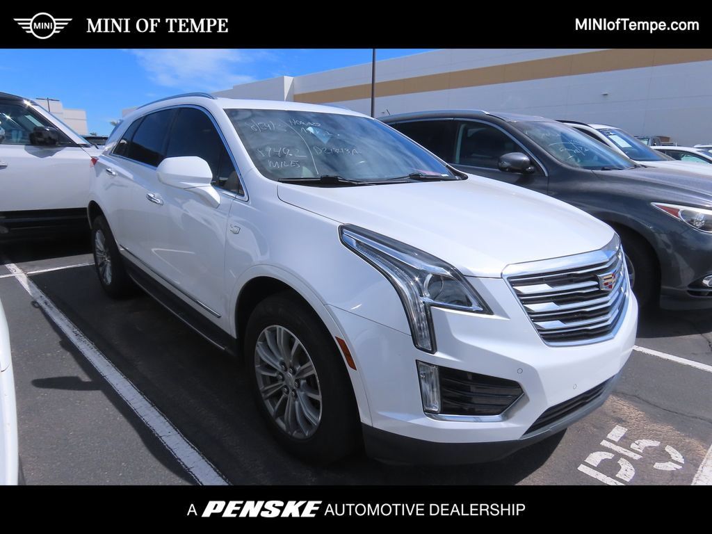 Used 2018 Cadillac XT5 Luxury w/ Driver Awareness Package FWD image 1