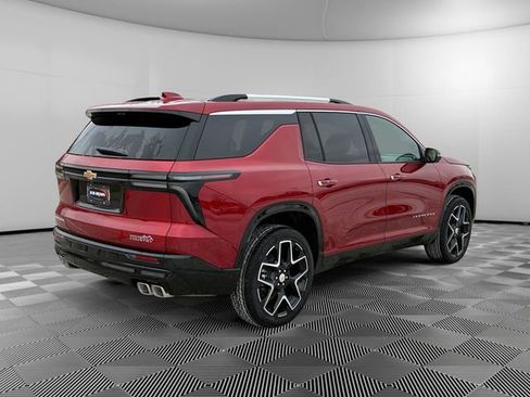 New 2026 Chevrolet Traverse High Country FWD image 5