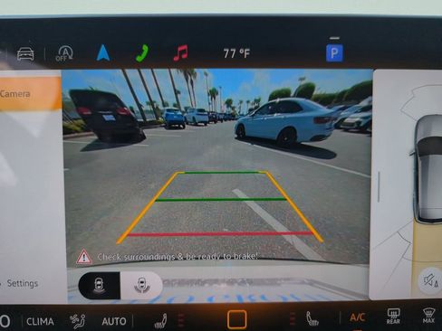 Certified 2025 Volkswagen Tiguan SE R-Line image 35