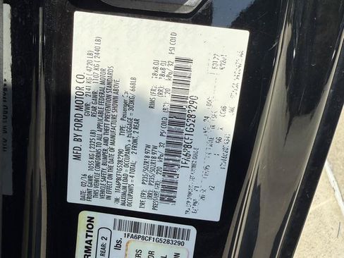 Used 2016 Ford Mustang GT RWD image 14