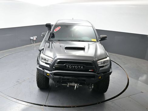 Used 2016 Toyota Tacoma TRD Sport w/ Towing Package AWD/4WD image 43