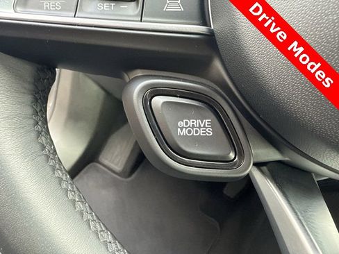 Used 2024 Dodge Hornet R/T Plus w/ Tech Pack Plus w/o Parking image 17