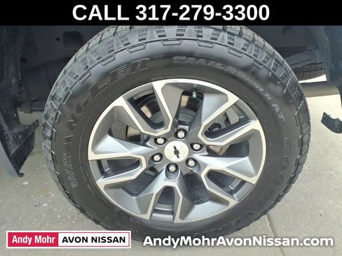 Used 2023 Chevrolet Silverado 1500 RST w/ Z71 Off-Road Package AWD/4WD image 12