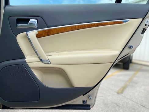 Used 2010 Lincoln MKZ FWD image 22