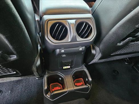 Used 2022 Jeep Gladiator Rubicon w/ LED Lighting Group image 18