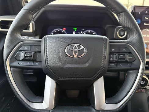 Used 2025 Toyota 4Runner Limited image 24