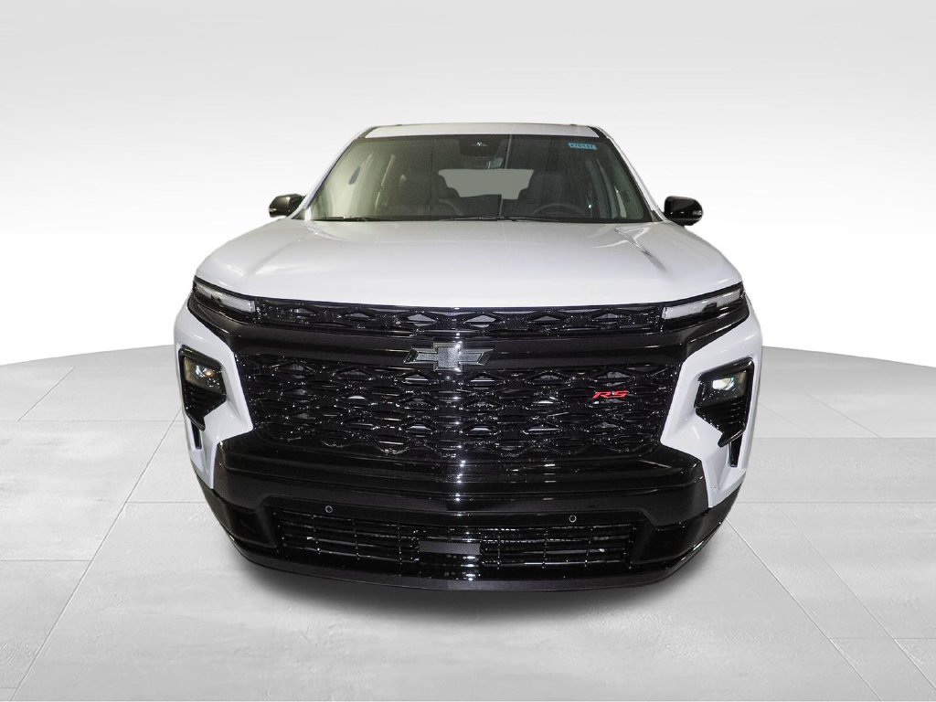 New 2027 Chevrolet Traverse RS w/ LPO, Floor Liner Package FWD image 3