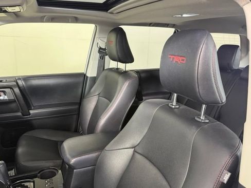 Used 2021 Toyota 4Runner Venture w/ Moonroof Package AWD/4WD image 6
