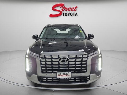 Used 2025 Hyundai Palisade Calligraphy FWD image 6