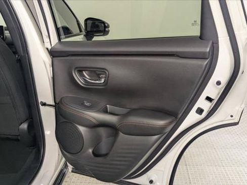 Used 2024 Honda HR-V Sport image 19