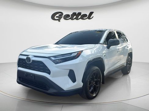 Used 2024 Toyota RAV4 LE FWD image 2