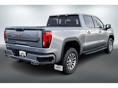 Used 2022 GMC Sierra 1500 AT4 w/ AT4 Premium Package image 6