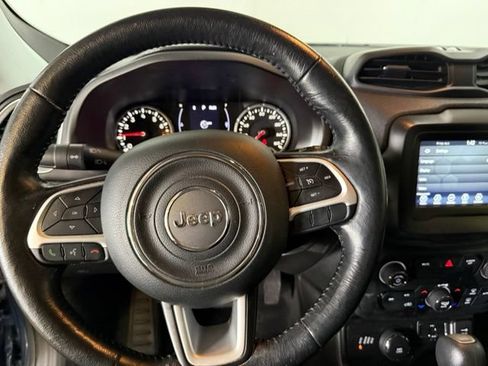 Used 2020 Jeep Renegade Latitude w/ Cold Weather Group AWD/4WD image 24