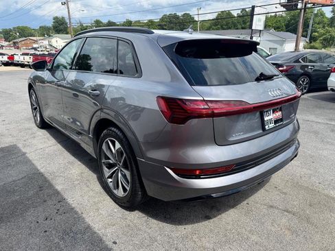 Used 2021 Audi e-tron Premium Plus w/ Premium Plus Package image 5