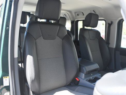 Used 2024 INEOS Grenadier Station Wagon AWD/4WD image 26